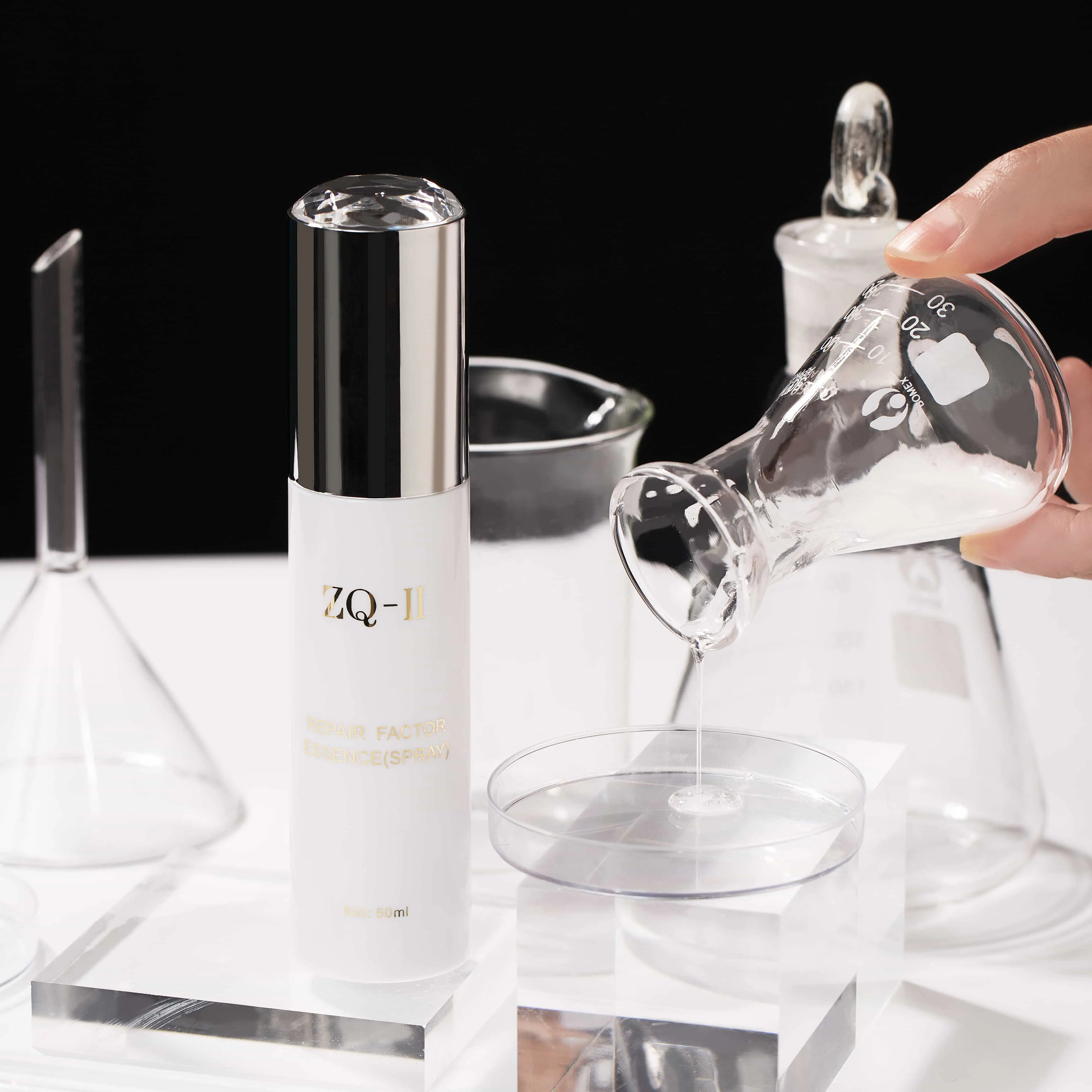 కాలుష్యం మీ చర్మాన్ని ఎలా ప్రభావితం చేస్తుంది - మరియు దానిని ఎలా రక్షించాలి